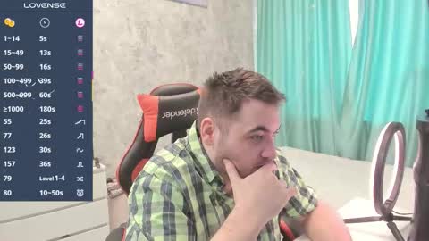 Snapshot of morlaios chatting on 11/12/25, 09:42 Morl online show from 11/12/25, 09:42