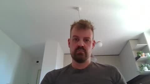 Snapshot of morritz chatting on 04/27/26, 02:48 morritz online show from 04/27/26, 02:48