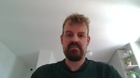 Snapshot of morritz chatting on 05/13/26, 01:52 morritz online show from 05/13/26, 01:52