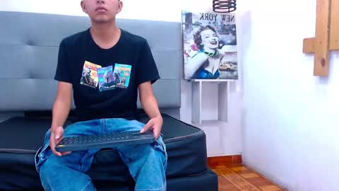 MORTELLE online show from 11/12/25, 01:44