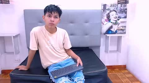 MORTELLE online show from 11/17/25, 01:06