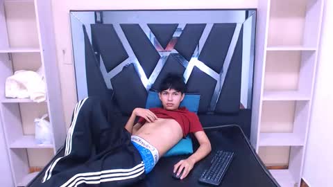 MORTELLE online show from 12/01/25, 07:30