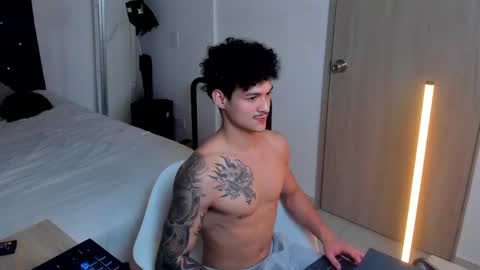 Snapshot of morthy_downey chatting on 05/09/26, 05:56 Morthy online show from 05/09/26, 05:56