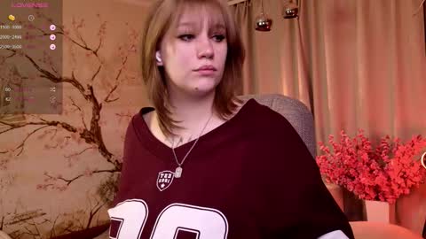 morvelyn online show from 11/25/25, 02:50