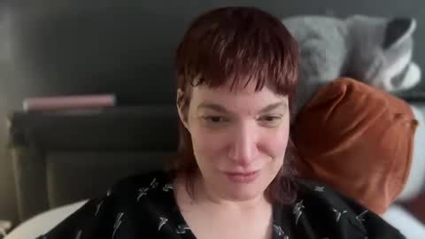 Snapshot of mossy_mommy chatting on 02/18/25, 10:25 Mossy Mommy online show from 02/18/25, 10:25