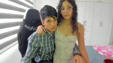 Snapshot of motasandcalis chatting on 05/12/26, 09:01 Mollys online show from 05/12/26, 09:01