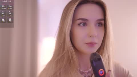 MIRA online show from 10/04/25, 11:52