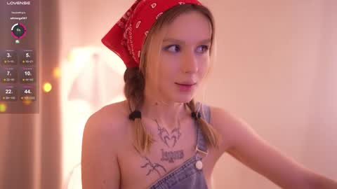 MIRA online show from 10/31/25, 05:36