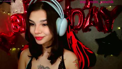 Snapshot of moto_ponchik chatting on 02/03/26, 06:40 Kris online show from 02/03/26, 06:40