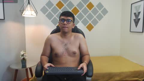 Mou Fly online show from 10/02/25, 11:50