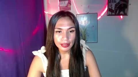 mouiline_rouge69 online show from 02/20/25, 08:17
