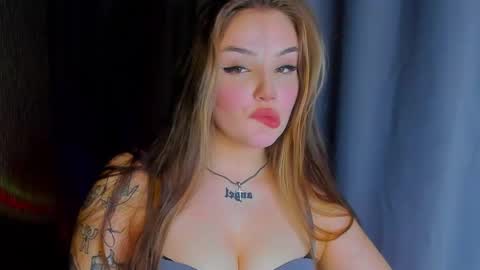 Snapshot of mousemother chatting on 02/12/25, 06:51 Carolina online show from 02/12/25, 06:51