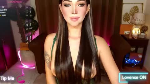 mouthwatering_ayesha online show from 10/28/25, 02:59