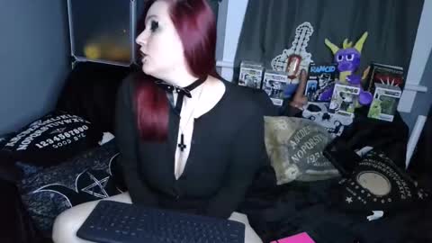 Moxxxie Morbid online show from 12/28/24, 06:28