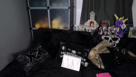 Moxxxie Morbid online show from 03/05/25, 08:21