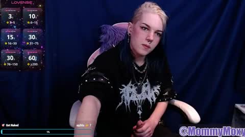Moxy online show from 05/03/26, 06:36