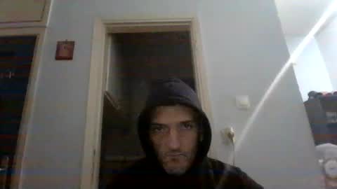 Snapshot of mppempis81 chatting on 11/15/25, 09:32 mppempis81 online show from 11/15/25, 09:32