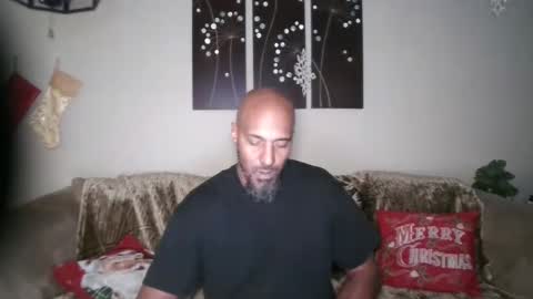 Snapshot of mr___good chatting on 12/15/24, 04:40 Mr. Good and Ms. Plenty online show from 12/15/24, 04:40