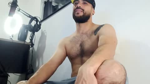 chris online show from 10/02/25, 02:18