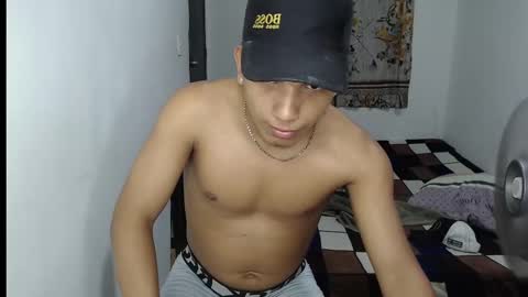 Snapshot of mr_cock_28 chatting on 01/27/25, 08:51 mr_cock_28 online show from 01/27/25, 08:51