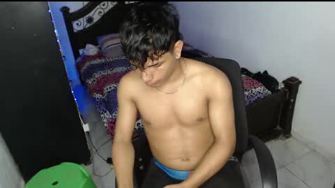 Snapshot of mr_cock_28 chatting on 01/30/25, 10:19 mr_cock_28 online show from 01/30/25, 10:19