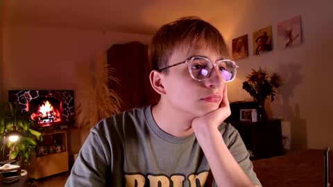 Mr Evans online show from 09/26/25, 02:32