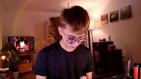 Snapshot of mr_evan1 chatting on 11/02/25, 02:30 Mr Evans online show from 11/02/25, 02:30