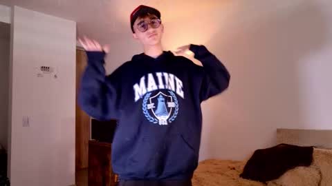 Snapshot of mr_evan1 chatting on 11/07/25, 04:07 Mr Evans online show from 11/07/25, 04:07