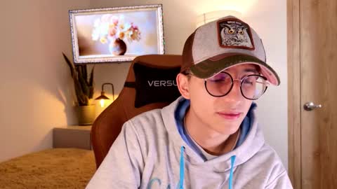 Snapshot of mr_evan1 chatting on 11/20/25, 04:51 Mr Evans online show from 11/20/25, 04:51