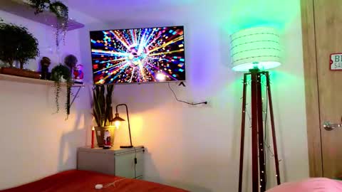 Snapshot of mr_evan1 chatting on 12/02/25, 04:35 Mr Evans online show from 12/02/25, 04:35