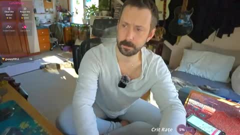 Snapshot of mr_foxxy chatting on 11/04/25, 01:43 ninko online show from 11/04/25, 01:43