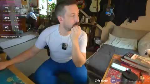 Snapshot of mr_foxxy chatting on 11/10/25, 04:28 ninko online show from 11/10/25, 04:28