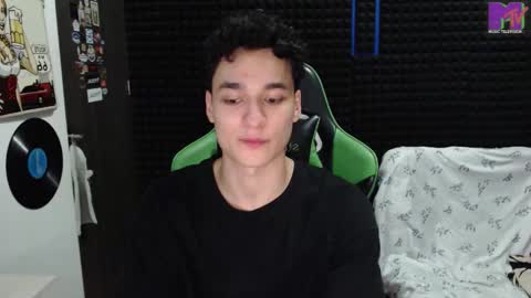 Call me Angel please online show from 12/05/25, 01:36