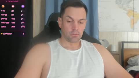 Cam online show from 02/19/25, 10:42
