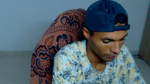 Max online show from 11/07/25, 06:41