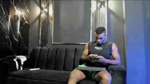 mr_maximo online show from 09/19/25, 05:09