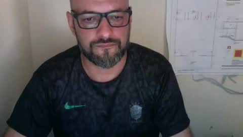 Snapshot of mr_mendes chatting on 09/18/25, 06:21 Mr. Magico online show from 09/18/25, 06:21