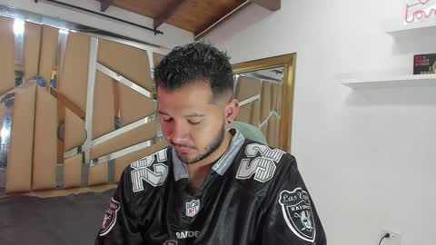MIKEE online show from 01/04/25, 03:07