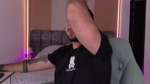 MIKEE online show from 06/20/26, 03:09