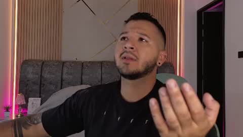 MIKEE online show from 07/23/26, 03:04