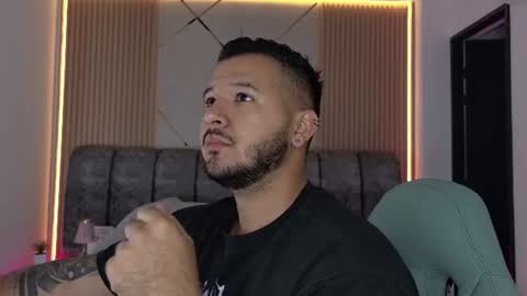 MIKEE online show from 07/30/26, 03:05