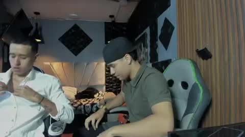 mr_mois online show from 07/12/26, 05:20