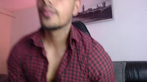 Snapshot of mr_real_aaron chatting on 05/30/26, 11:07 AARON online show from 05/30/26, 11:07