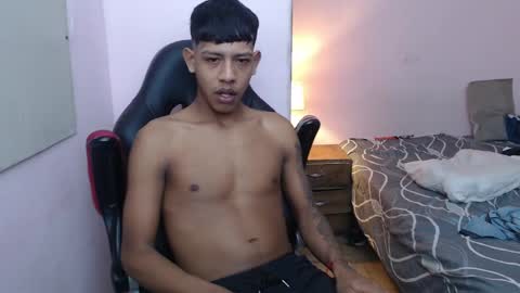 mr_stiven_ online show from 01/11/25, 05:31