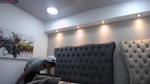 Snapshot of mr_williseo chatting on 09/14/25, 07:24 williseo online show from 09/14/25, 07:24