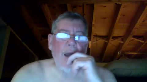 Snapshot of mrblade666 chatting on 09/16/25, 01:39 mrblade666 online show from 09/16/25, 01:39