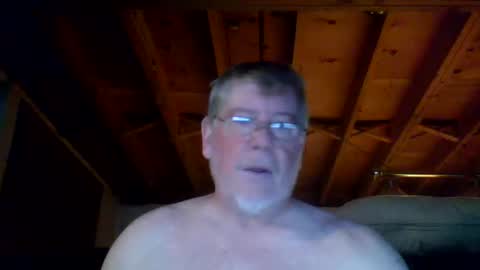 Snapshot of mrblade666 chatting on 10/26/25, 11:49 mrblade666 online show from 10/26/25, 11:49