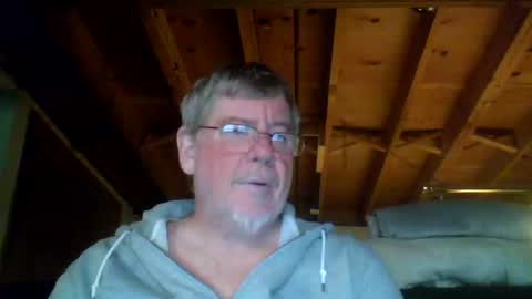 Snapshot of mrblade666 chatting on 11/06/25, 11:26 mrblade666 online show from 11/06/25, 11:26