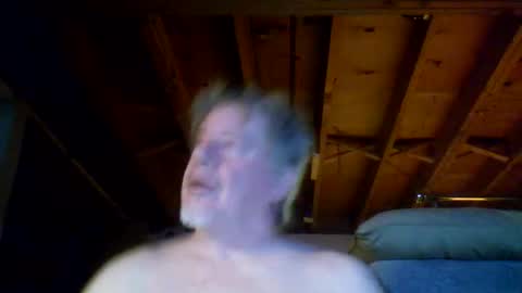Snapshot of mrblade666 chatting on 01/11/26, 12:32 mrblade666 online show from 01/11/26, 12:32