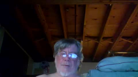 Snapshot of mrblade666 chatting on 02/10/26, 12:15 mrblade666 online show from 02/10/26, 12:15
